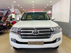 Xe Toyota Land Cruiser VX 4.6 V8 2015
