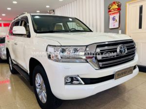Xe Toyota Land Cruiser VX 4.6 V8 2015