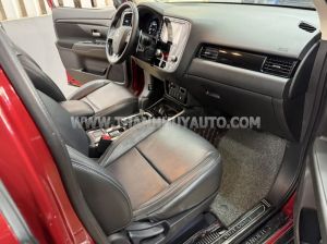 Xe Mitsubishi Outlander 2.0 CVT 2020
