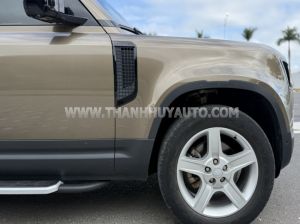 Xe LandRover Defender 110 P300 2.0 AT 2021