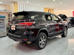 Xe Toyota Fortuner 2.7V 4x2 AT 2017