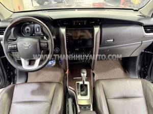 Xe Toyota Fortuner 2.7V 4x2 AT 2017
