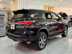 Xe Toyota Fortuner 2.7V 4x2 AT 2017