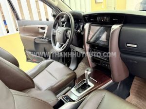 Xe Toyota Fortuner 2.7V 4x2 AT 2017