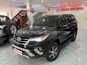Xe Toyota Fortuner 2.7V 4x2 AT 2017