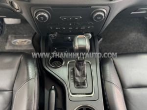 Xe Ford Everest Titanium 2.0L 4x2 AT 2019