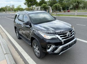 Xe Toyota Fortuner 2.7V 4x2 AT 2017