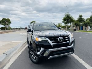 Xe Toyota Fortuner 2.7V 4x2 AT 2017