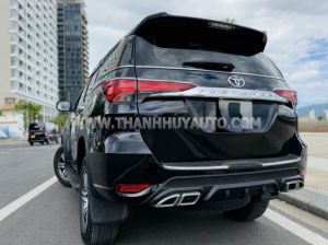 Xe Toyota Fortuner 2.7V 4x2 AT 2017