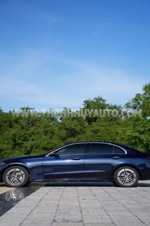 Xe Mercedes Benz C class C300 AMG 2022
