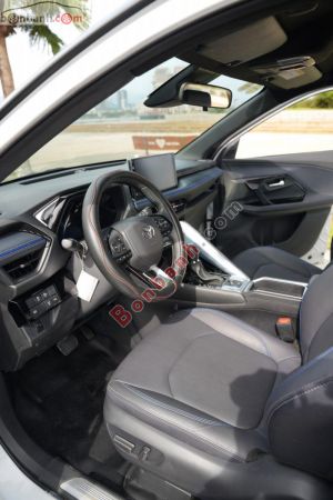 Xe Toyota Yaris Cross 1.5 D-CVT 2025