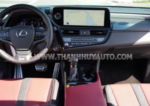 Xe Lexus ES 250 F Sport 2022