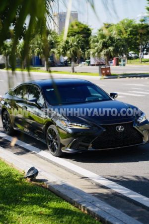 Xe Lexus ES 250 F Sport 2022